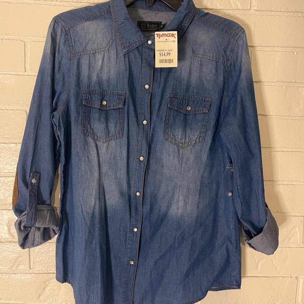 NWT. Never been worn!